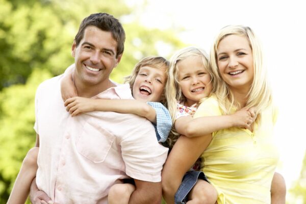 Home » hunter valley counsellors Family having fun in countryside